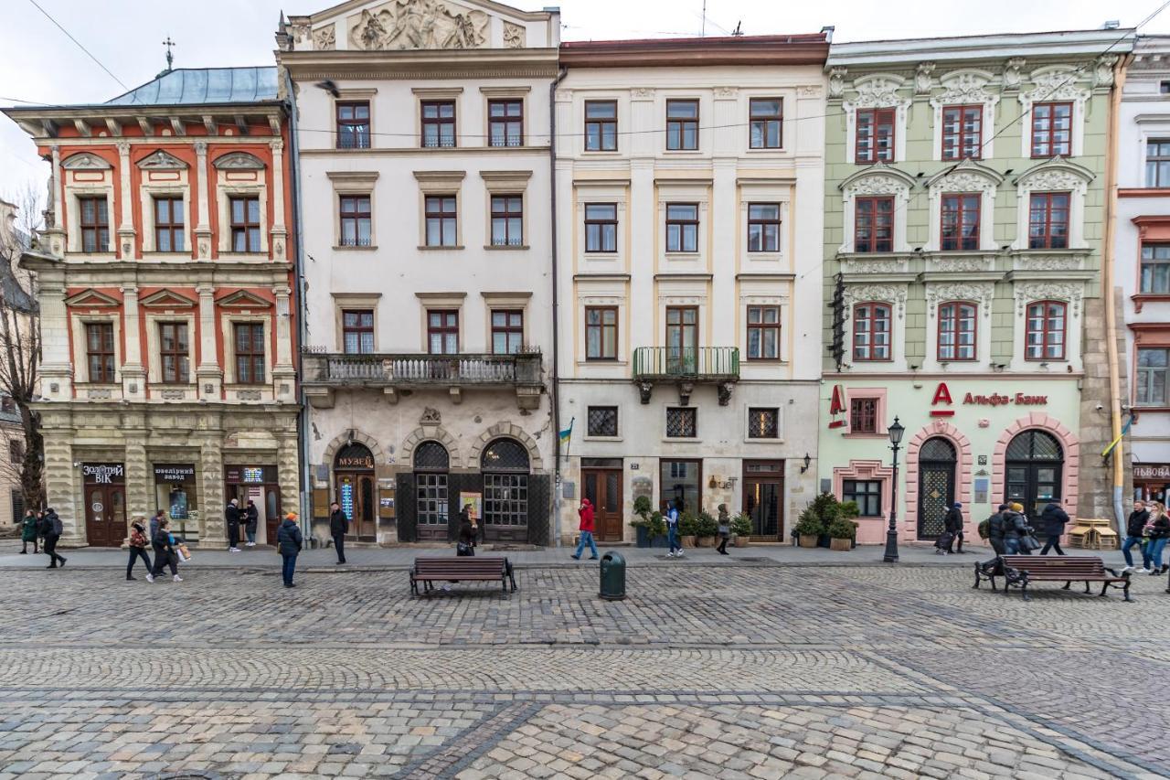 Grand Apartments On Rynok Square 利沃夫 外观 照片